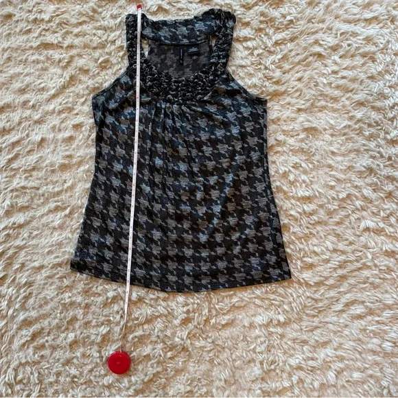 New directions brand black and silver houndstooth top Women’s size medium - Picture 5 of 5